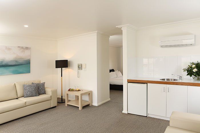 accommodation premiere suite lounge