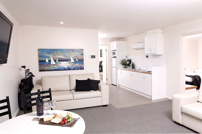 swan hill apartment self contained accommodation at murray downs resort